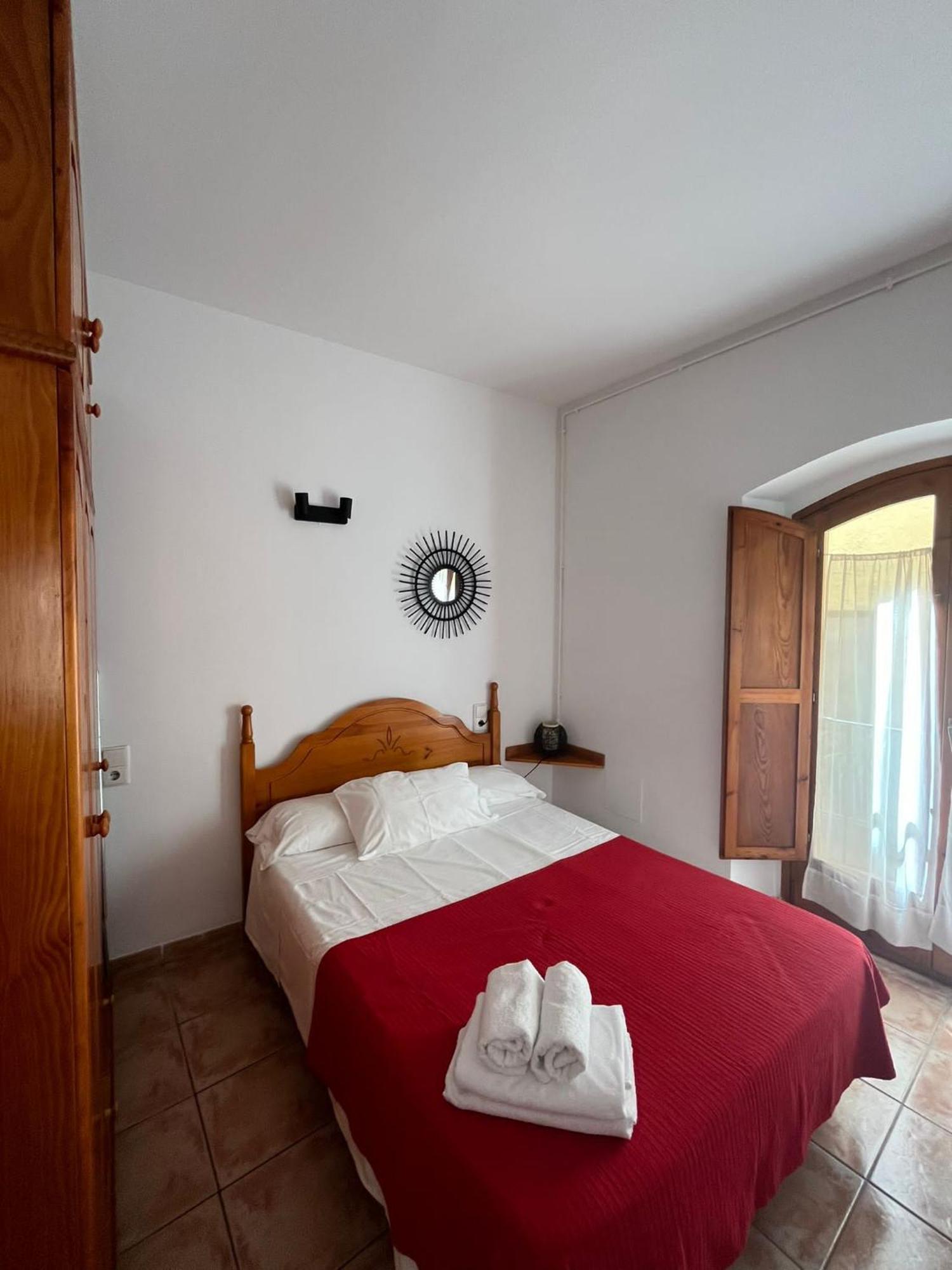 Apartament Can Mingu 1Er Pis Бесалу Экстерьер фото